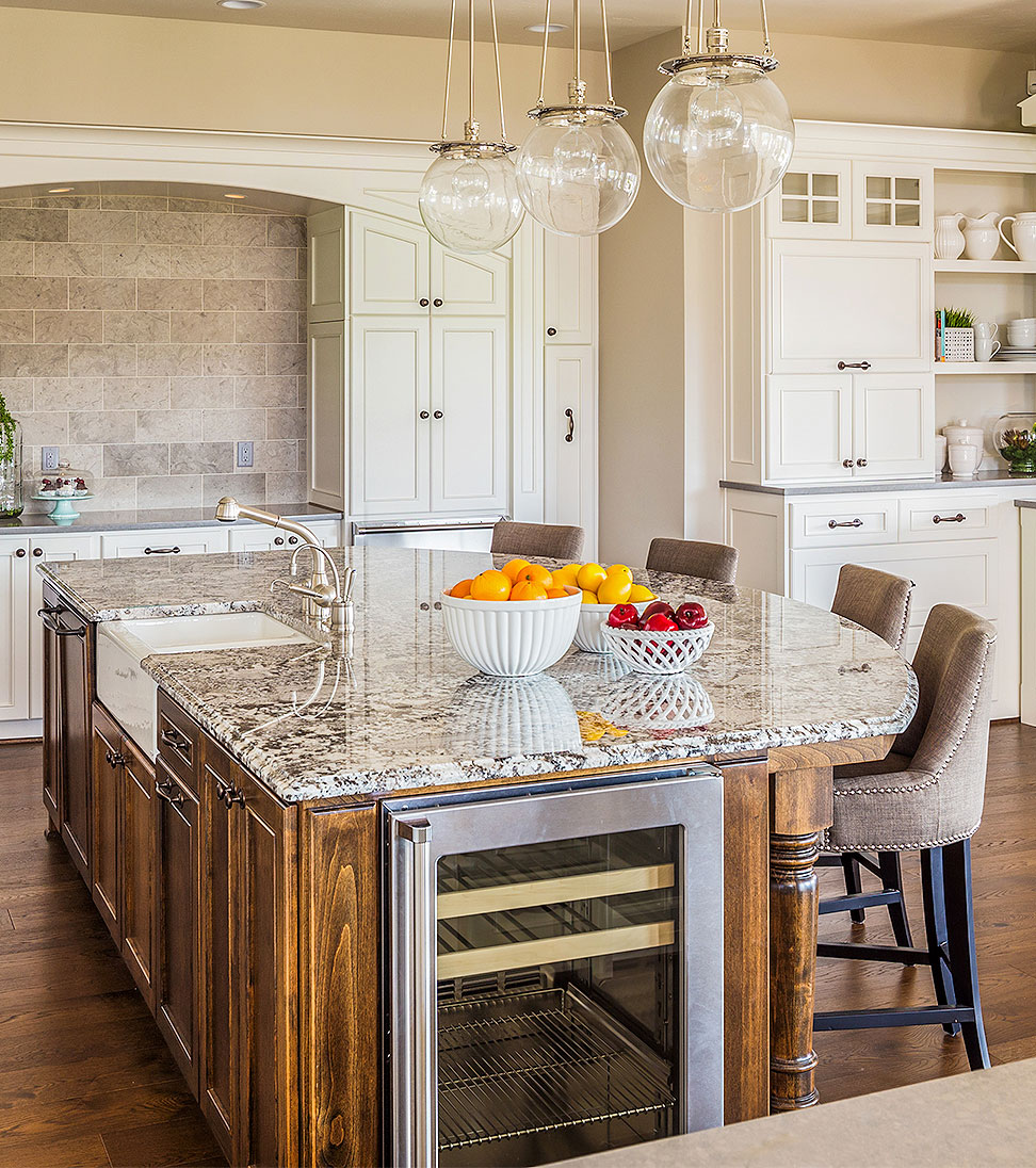 Installed granite kitchen countertop with dramatic veining in Jacksonville home